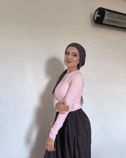 Bayat Escort Ember