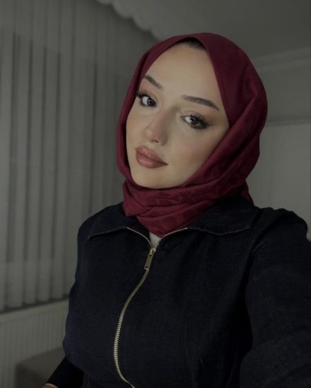 Kızılören Escort Jocelyn