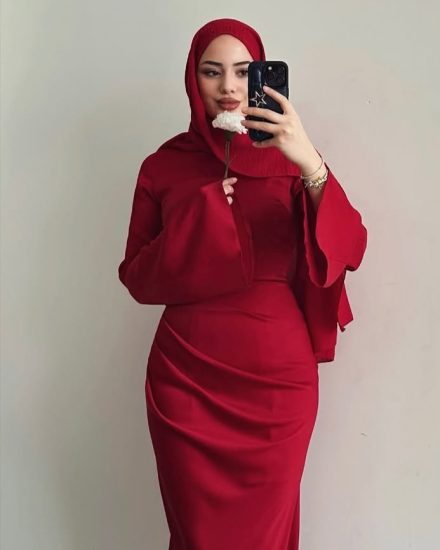 Dinar Escort Selma