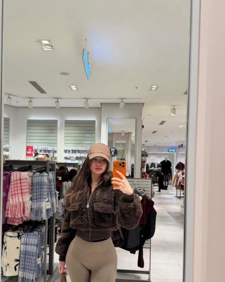 Kızılören Escort Elle