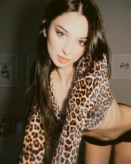Dazkırı Escort Amanda