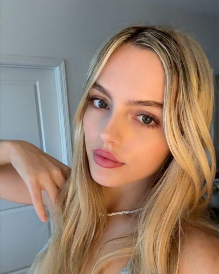 Hocalar Escort Elena