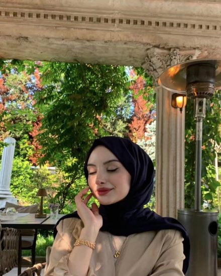 Sinanpaşa Escort Suzan